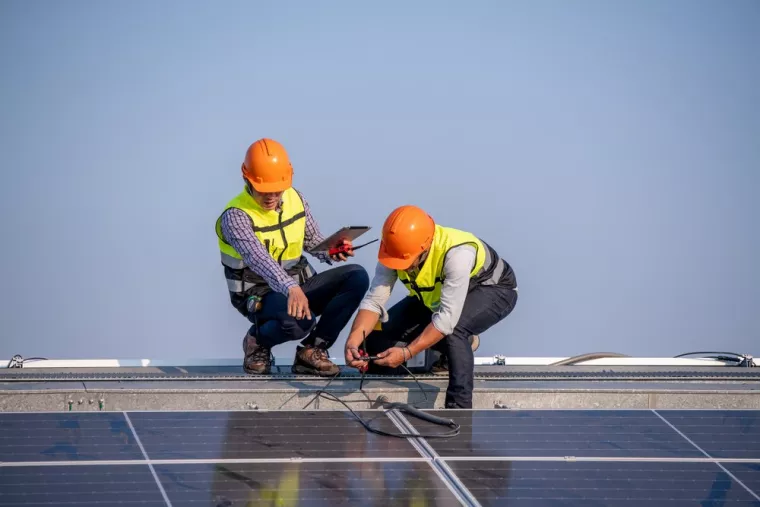 Quelle est la différence entre un onduleur classique et un micro-onduleur solaire ?, Nancy, ENR LUX