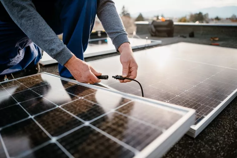 Quelle est la durée de vie moyenne d’un panneau solaire ?, Nancy, ENR LUX